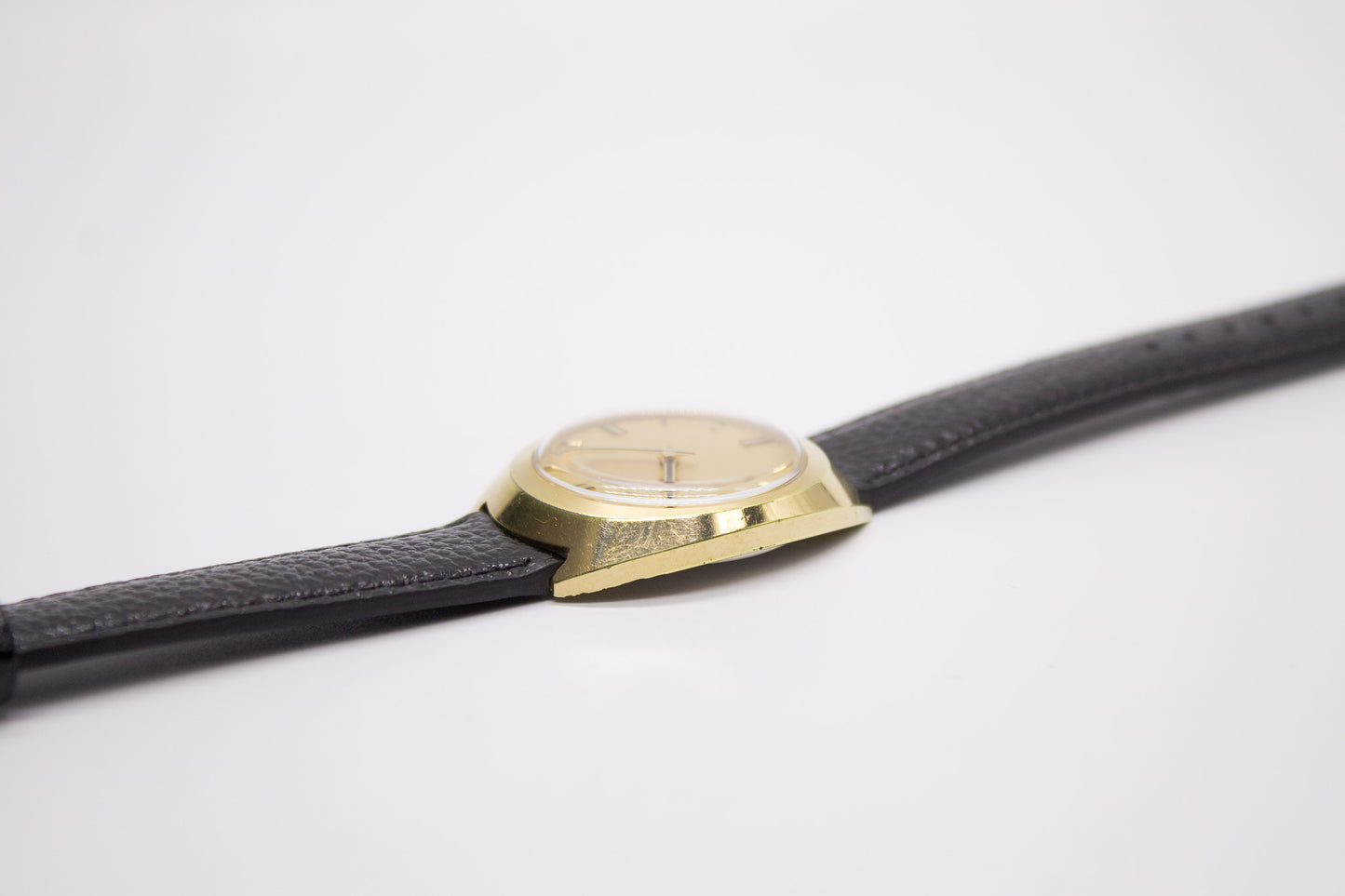 [Serviced] 1970s Bulova Mechanical Golden Birch Bark Textured Dial Men's Wrist-Watch