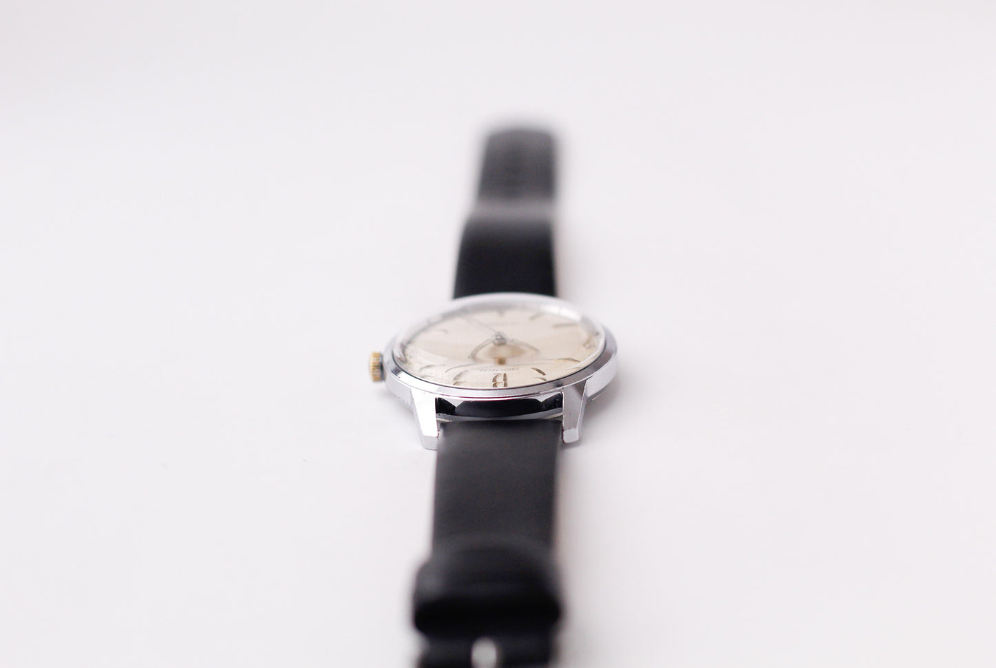 [Serviced] 1960s Gruen Precision Mechanical White Linen Dial Men's Wrist-Watch