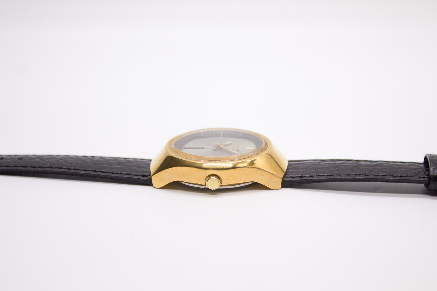 [Serviced] 1977 Seiko Automatic 'Helmet' Gray Sunburst Dial Men's Wrist-Watch