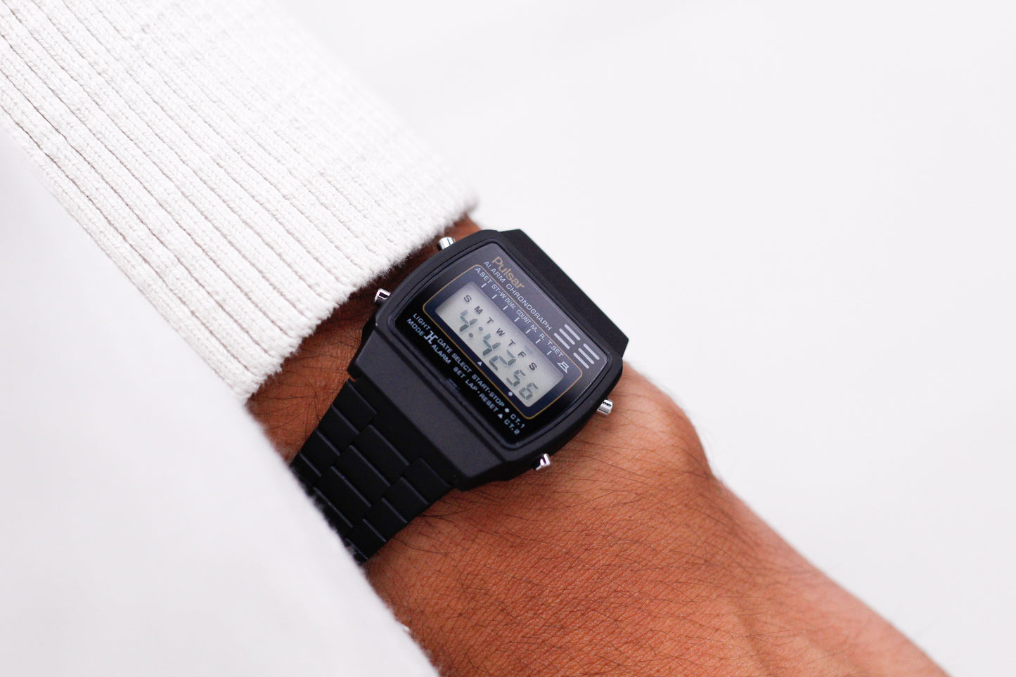 1991 Pulsar Quartz Alarm-Chronograph PVD Black Case Men's Wrist-Watch