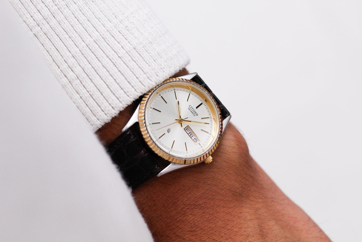 1998 Citizen Baby 'Day-Date' Champagne Sunburst Dial Two Tone Men's Wrist-Watch