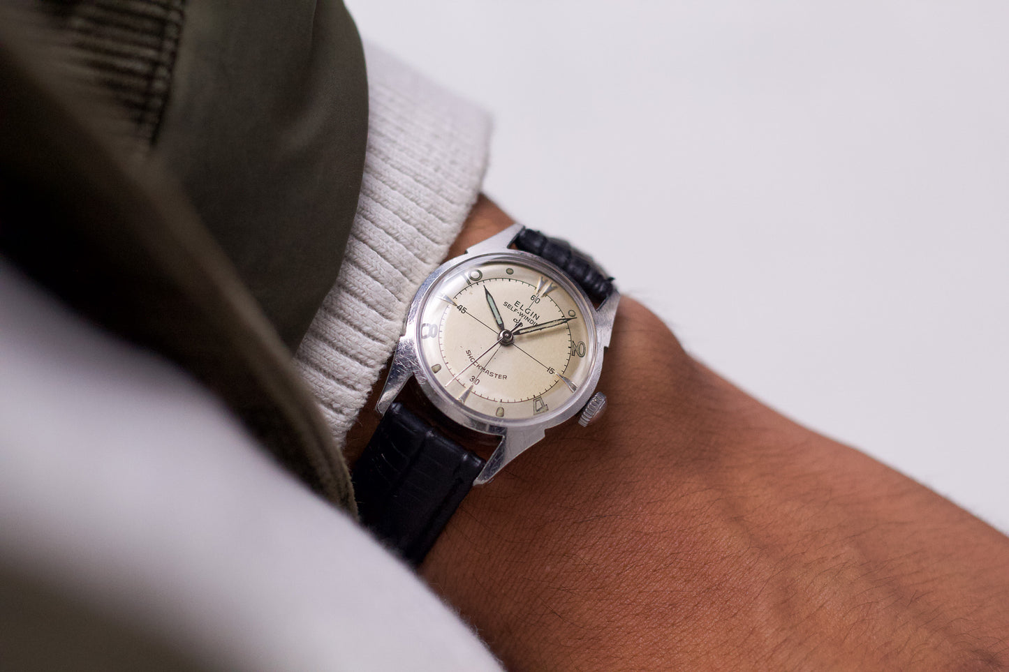 [Serviced] 1950s Elgin Shockmaster Automatic Aged Silver Dial Men's Wrist-Watch