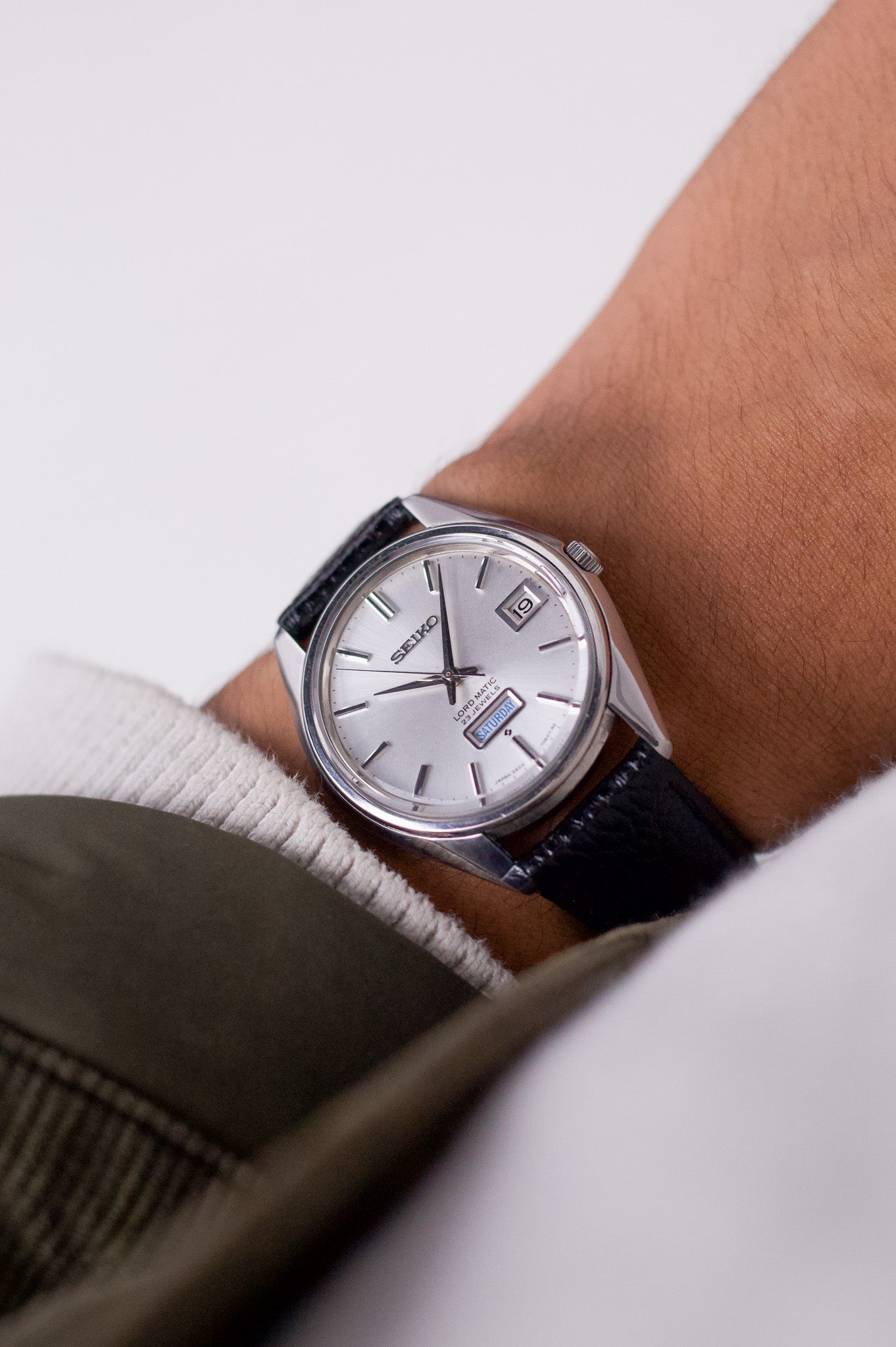 [Serviced] 1978 Seiko Lord-Matic 'Big Day Silver Sunburst Dial' Men's Wrist-Watch