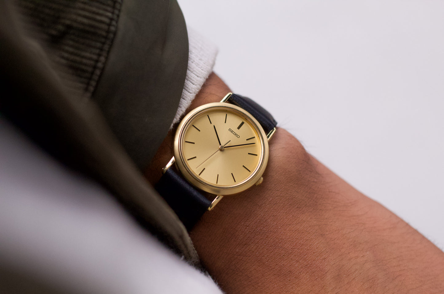 1990 Seiko Quartz Golden Sunburst Dial Men's Wrist-Watch