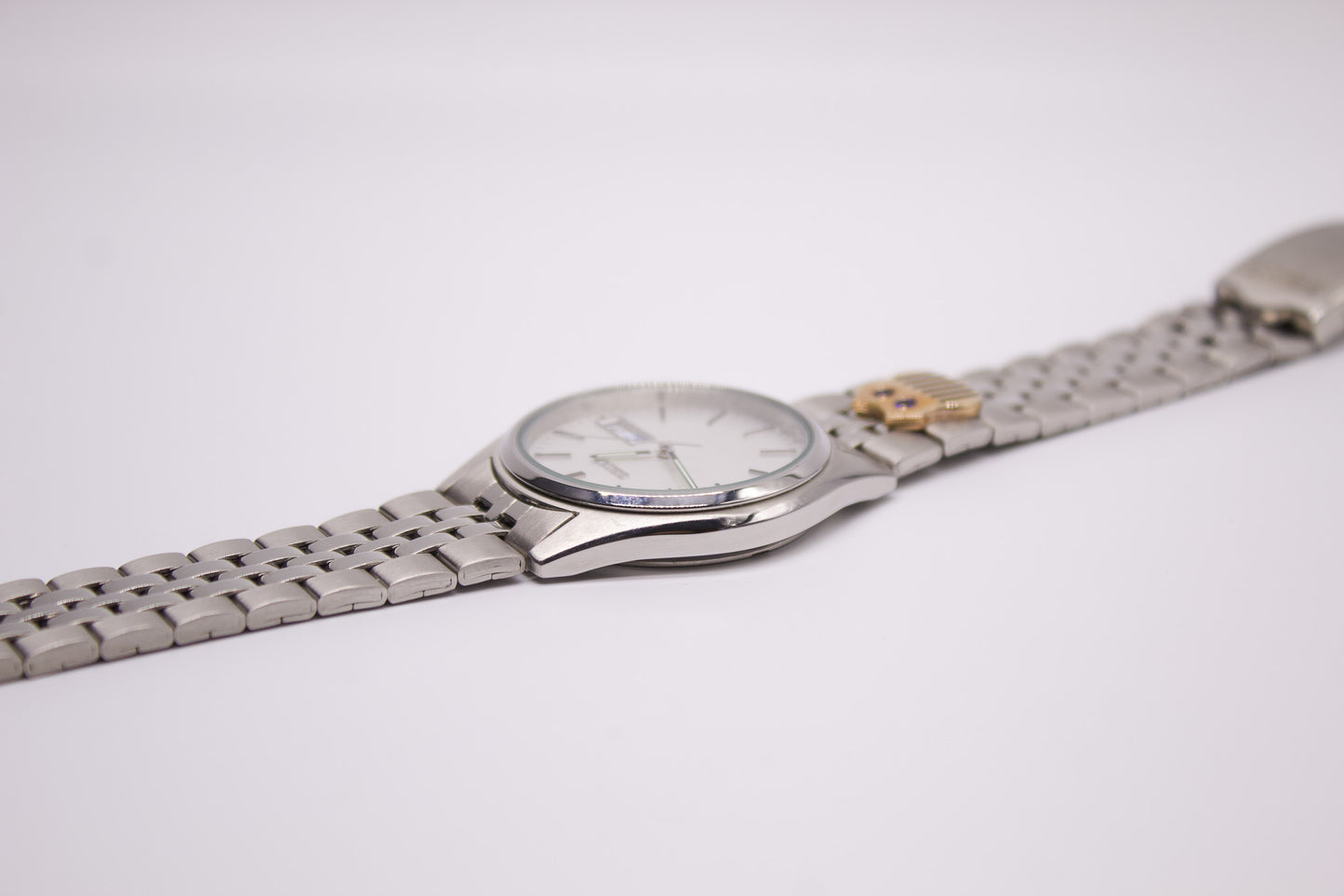 [New Old Stock] 1996 Seiko Quartz Straight Grain Dial Men's Wrist-Watch W/Box