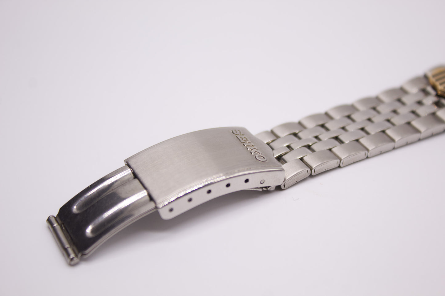 [New Old Stock] 1996 Seiko Quartz Straight Grain Dial Men's Wrist-Watch W/Box