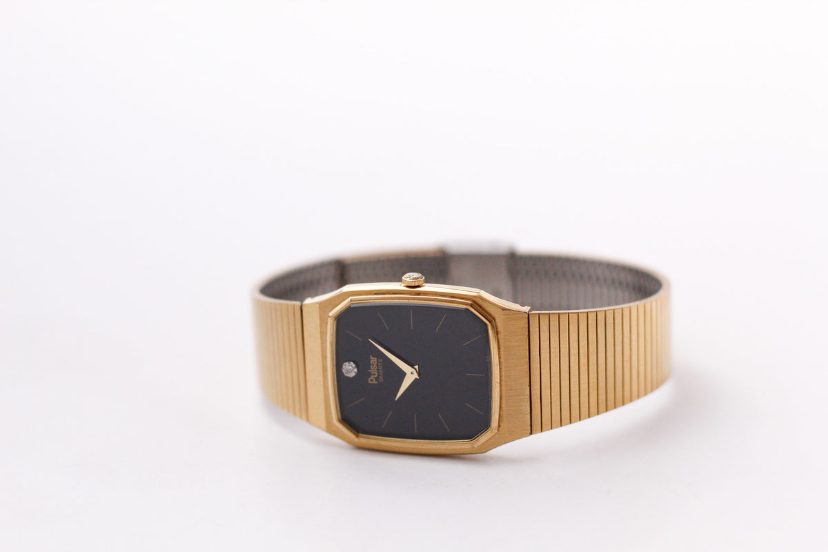 1985 Pulsar Quartz Inky Black Gemstone Dial Men's Wrist-Watch
