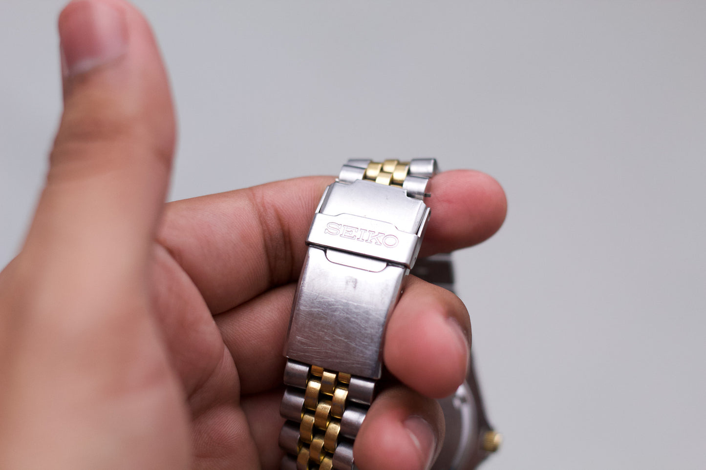 2001 Seiko SQ Sports 150 Gold Sunburst Dial Two Tone Men's Wrist-Watch