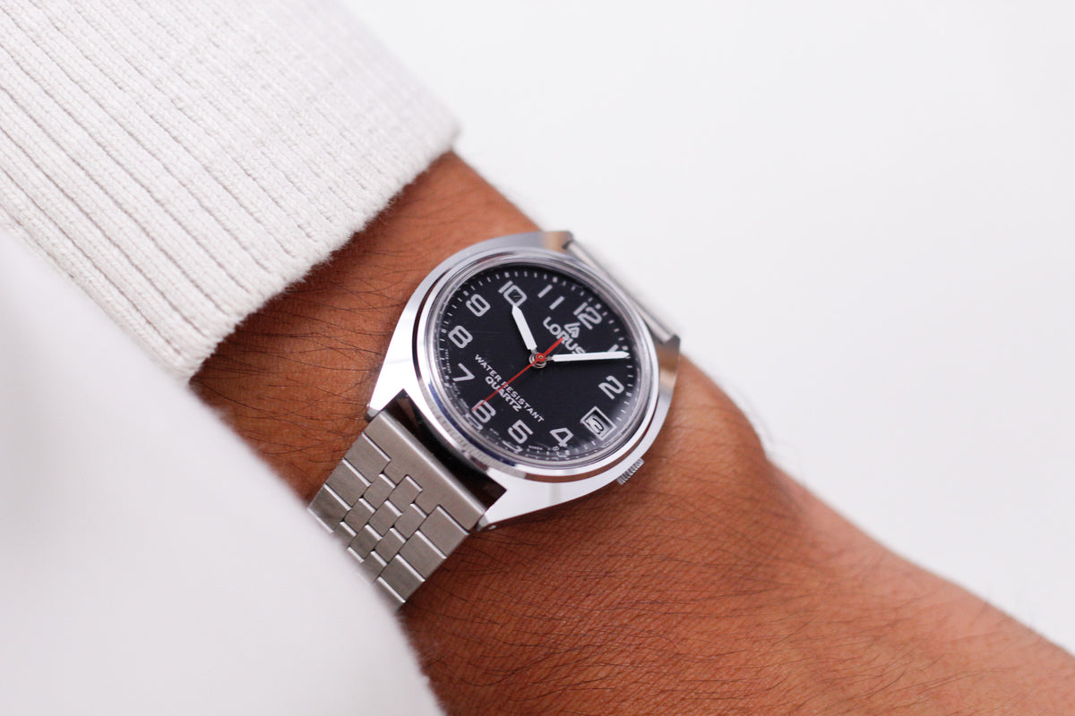 1990s Lorus Quartz Matte Black Arabic Dial Men's Wrist-Watch