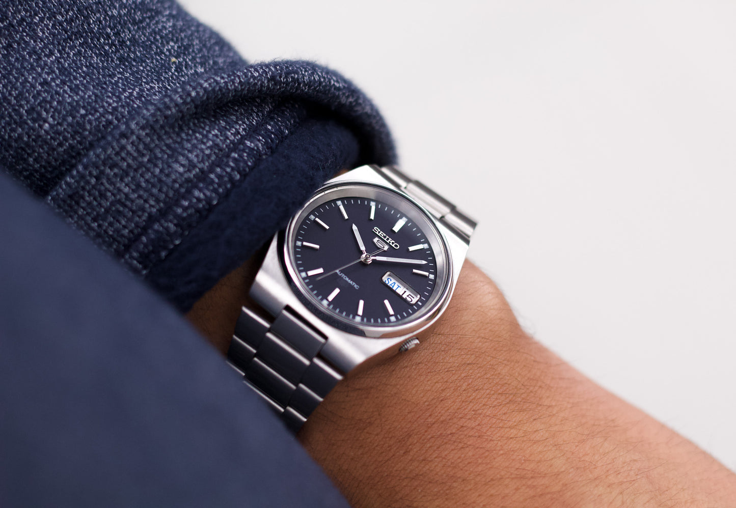 [Serviced] 1999 Seiko 5 Matte Midnight Blue Dial Integrated Bracelet Men's Wrist-Watch