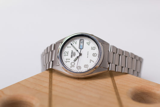 1997 Seiko 5 Stark White Dial Men's Wrist-Watch