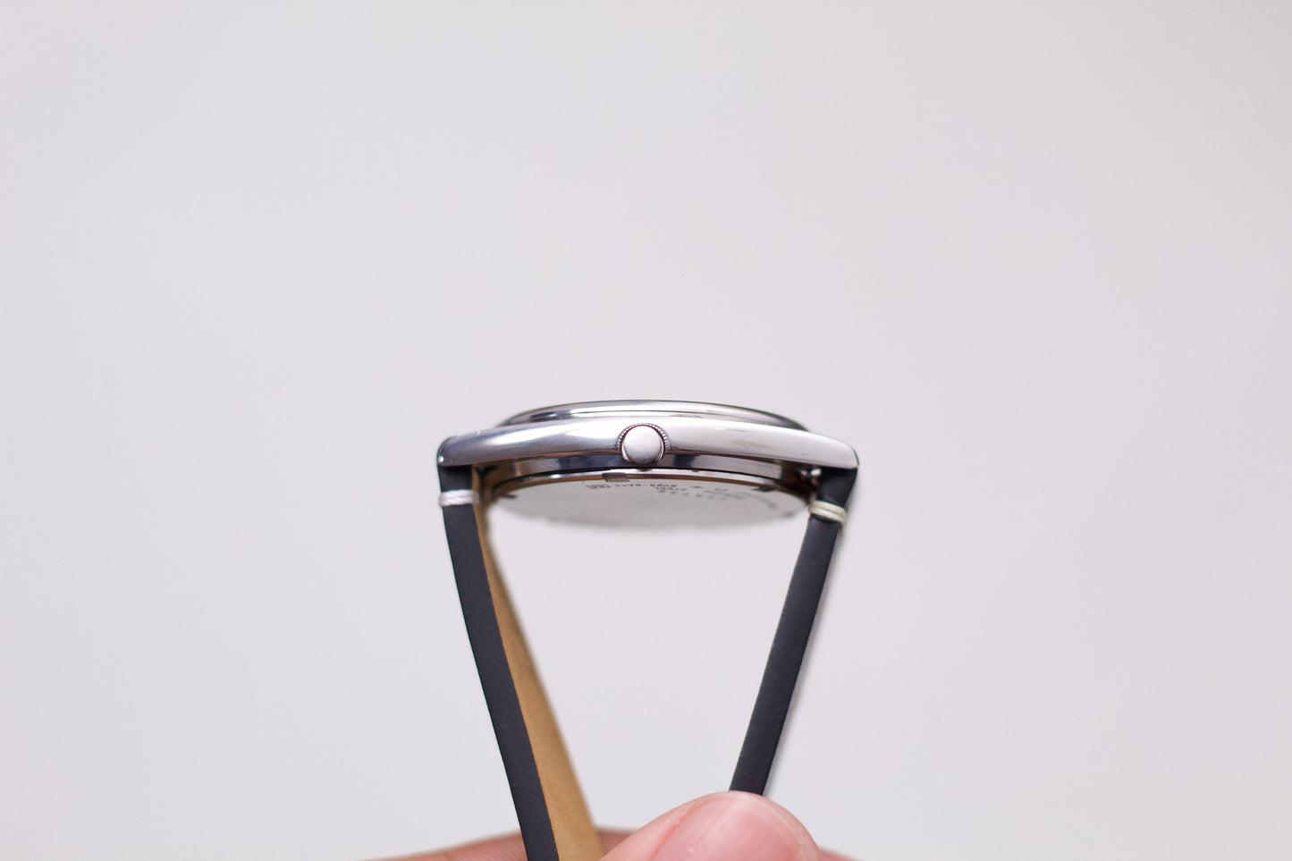 1990 Seiko SQ White Railroad Dial Men's Wrist-Watch