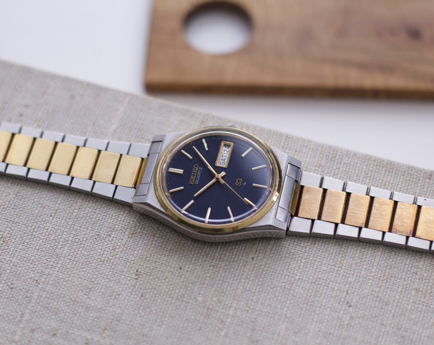 1982 Seiko SQ Midnight Blue Two Tone Men's Wrist-Watch