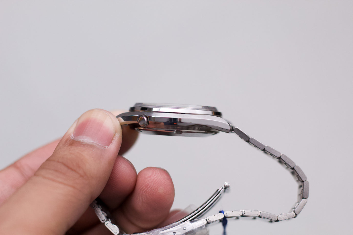 [New Old Stock] 1981 Seiko 5 Automatic Black Dial Men's Wrist-Watch W/Box & Tag