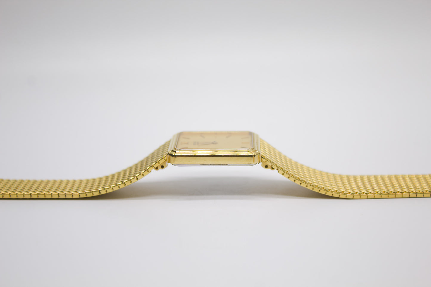 1987 Seiko Quartz Golden Tank  'Sample' Variant  Men's Wrist-Watch