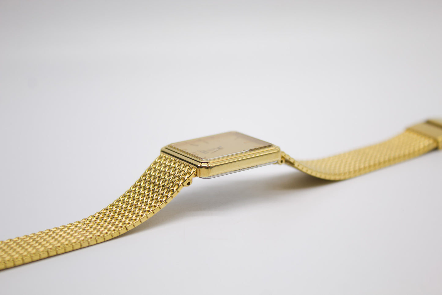 1987 Seiko Quartz Golden Tank  'Sample' Variant  Men's Wrist-Watch