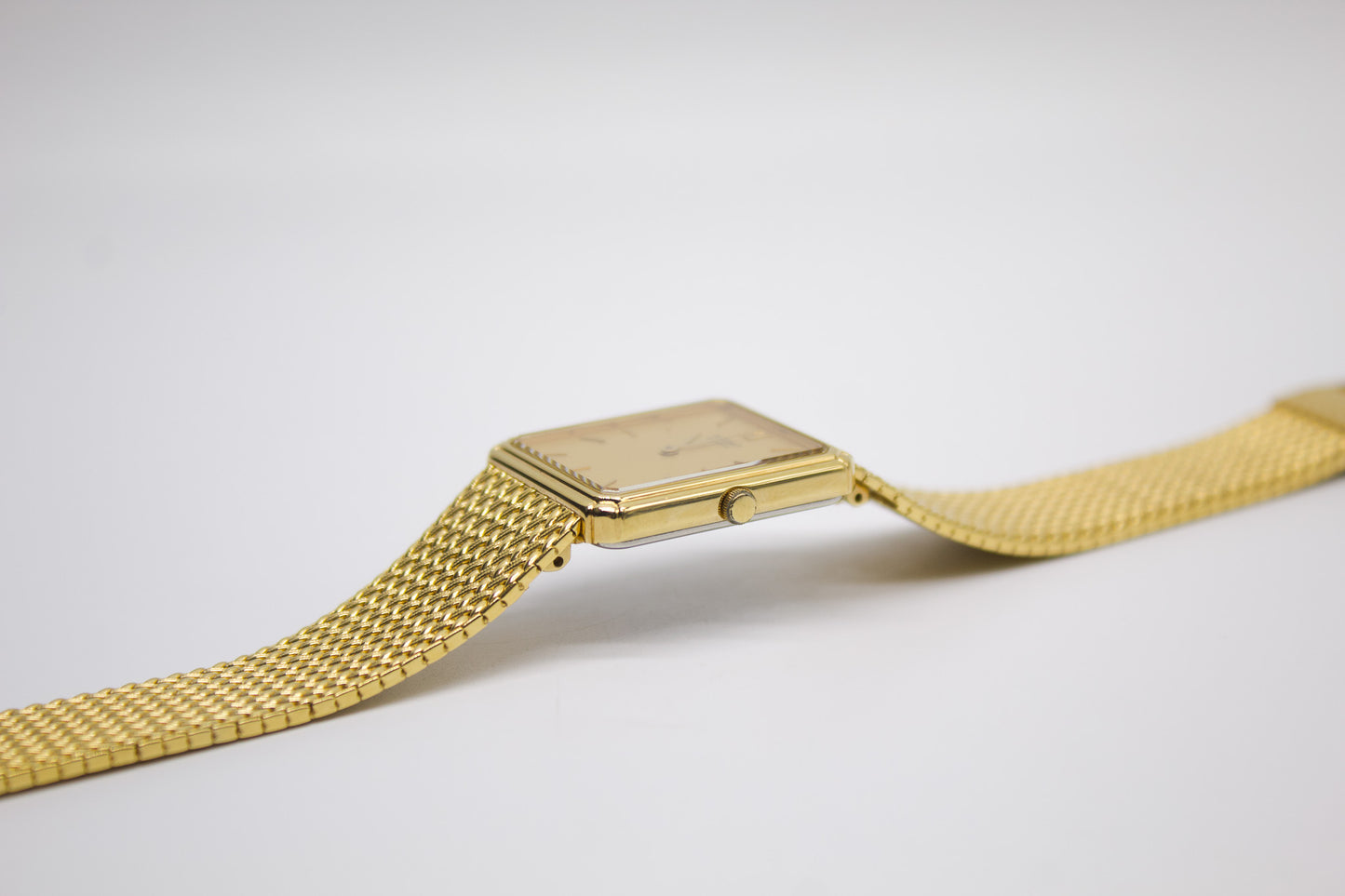 1987 Seiko Quartz Golden Tank  'Sample' Variant  Men's Wrist-Watch