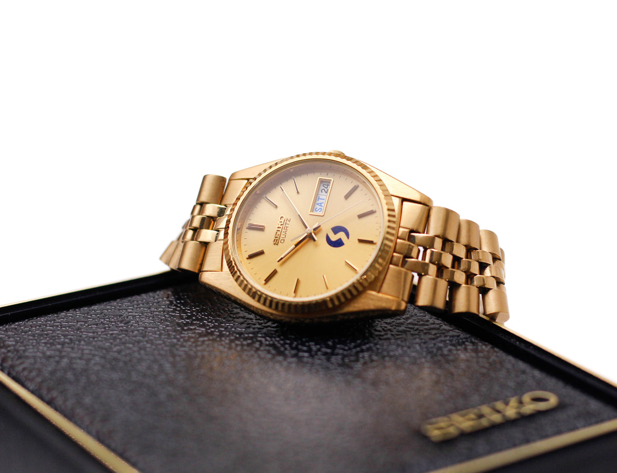 [Near Mint] 1995 Seiko Quartz Golden Sunburst Baby Day-Date Men's Wrist-Watch