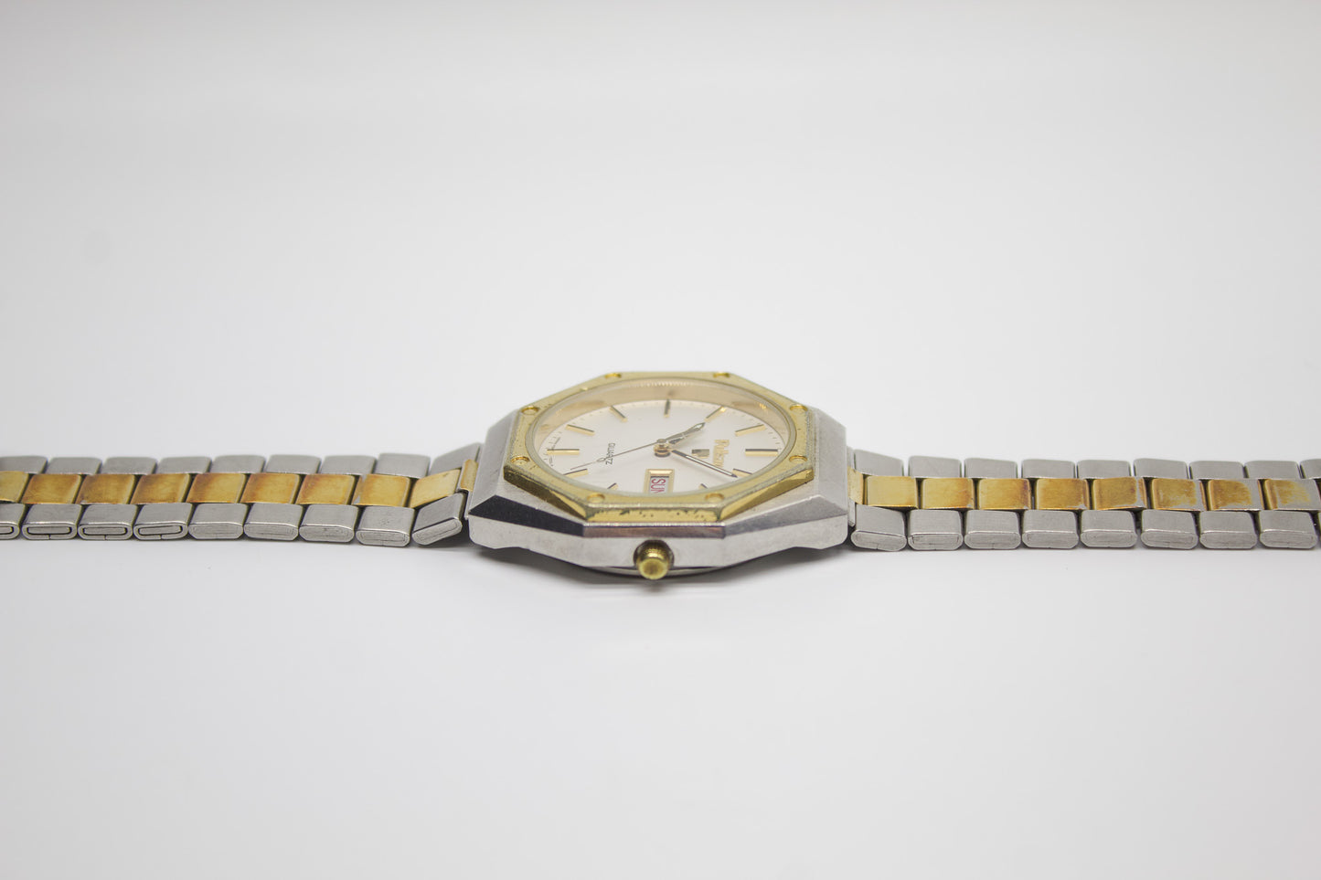 1991 Pulsar Quartz Stark White Dial Two Tone Men's Wrist-Watch