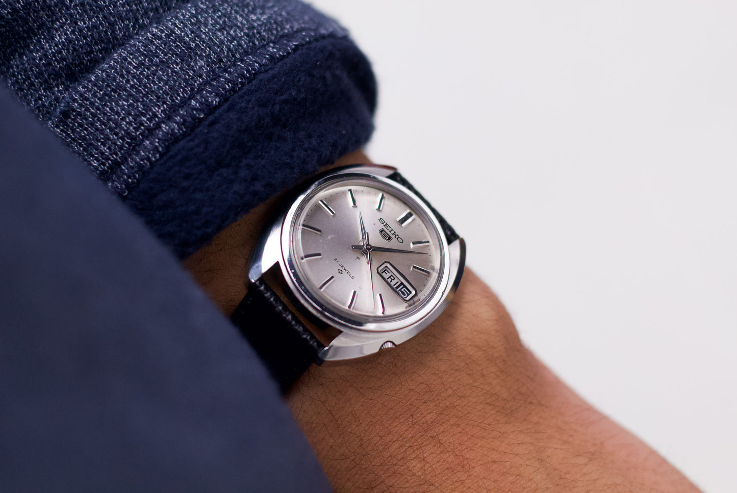 [Serviced] 1967 Seiko 5 Automatic Silver Sunburst Dial Men's Wrist-Watch