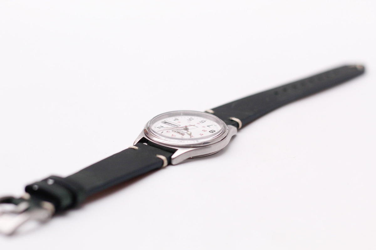 2002 Seiko Quartz Railroad Approved Dial Men's Wrist-Watch