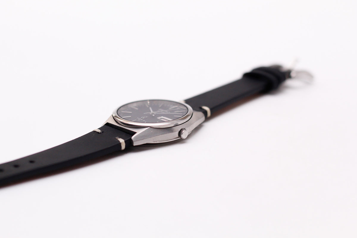 1977 Seiko Type II Quartz Midnight Blue Dial Men's Wrist-Watch