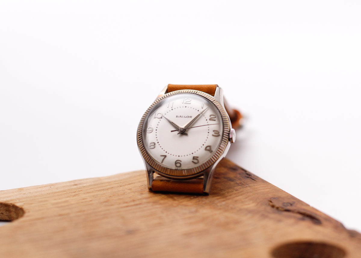 [Serviced] 1960s Baylor Mechanical Fluted Silver Dial Men's Wrist-Watch