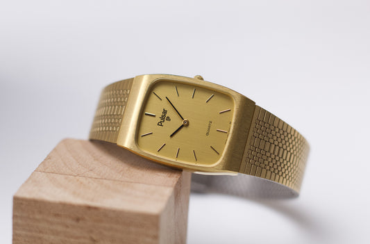 1985 Pulsar Quartz Straight Grain Golden Dial Men's Wrist-Watch