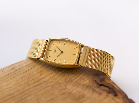 1985 Seiko Quartz 'Baby Ellipse' Golden Dial Men's Wrist-Watch