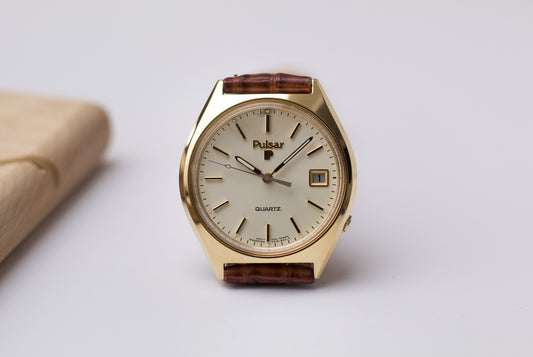 1980 Pulsar Quartz Light Champagne Sunburst Dial Men's Wrist-Watch