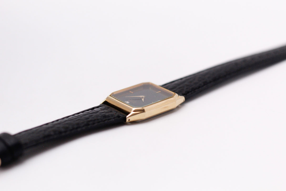 2001 Pulsar Quartz Inky Black Gemstone Dial Men's Wrist-Watch