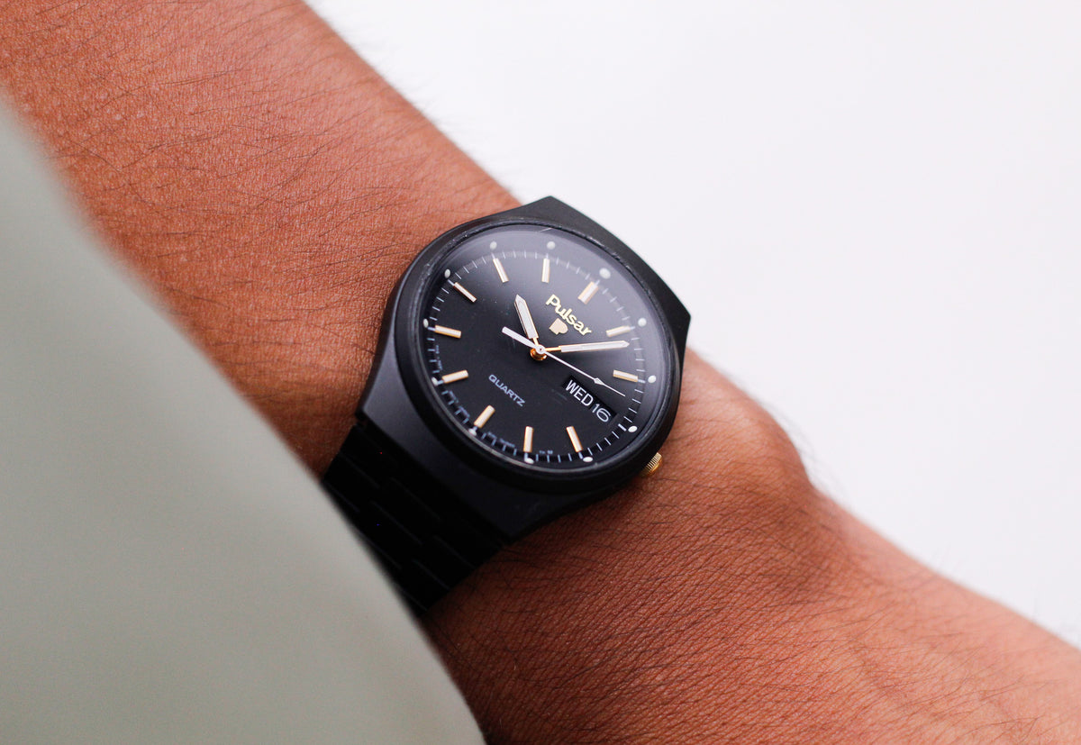 1985 Pulsar Quartz Matte Black Dial Black PVD Case Men's Wrist-Watch