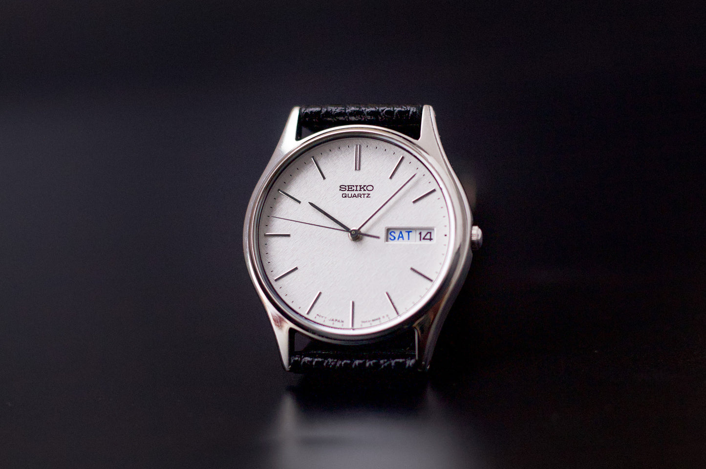 2001 Seiko Quartz Silver Snowflake Dial Men's Wrist-Watch