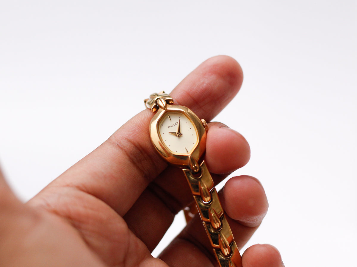 2000s Pulsar Quartz Champagne Sunburst Dial Ladies' Wrist-Watch