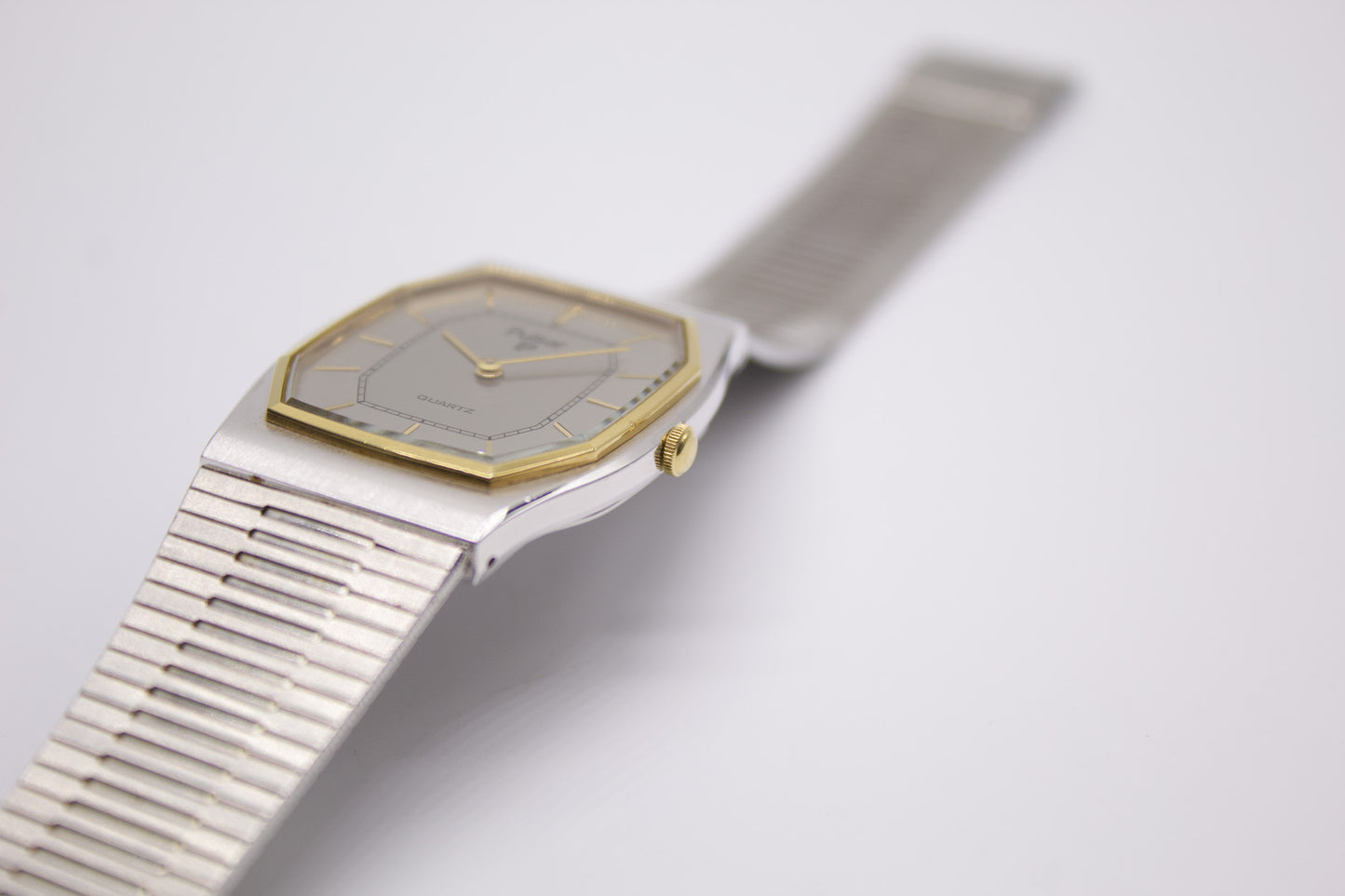 1993 Pulsar Quartz Straight Grain Gray Dial Two Tone Men's Wrist-Watch