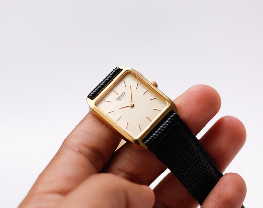 1986 Seiko Tank Straight Grain Golden Dial Men's Wrist-Watch