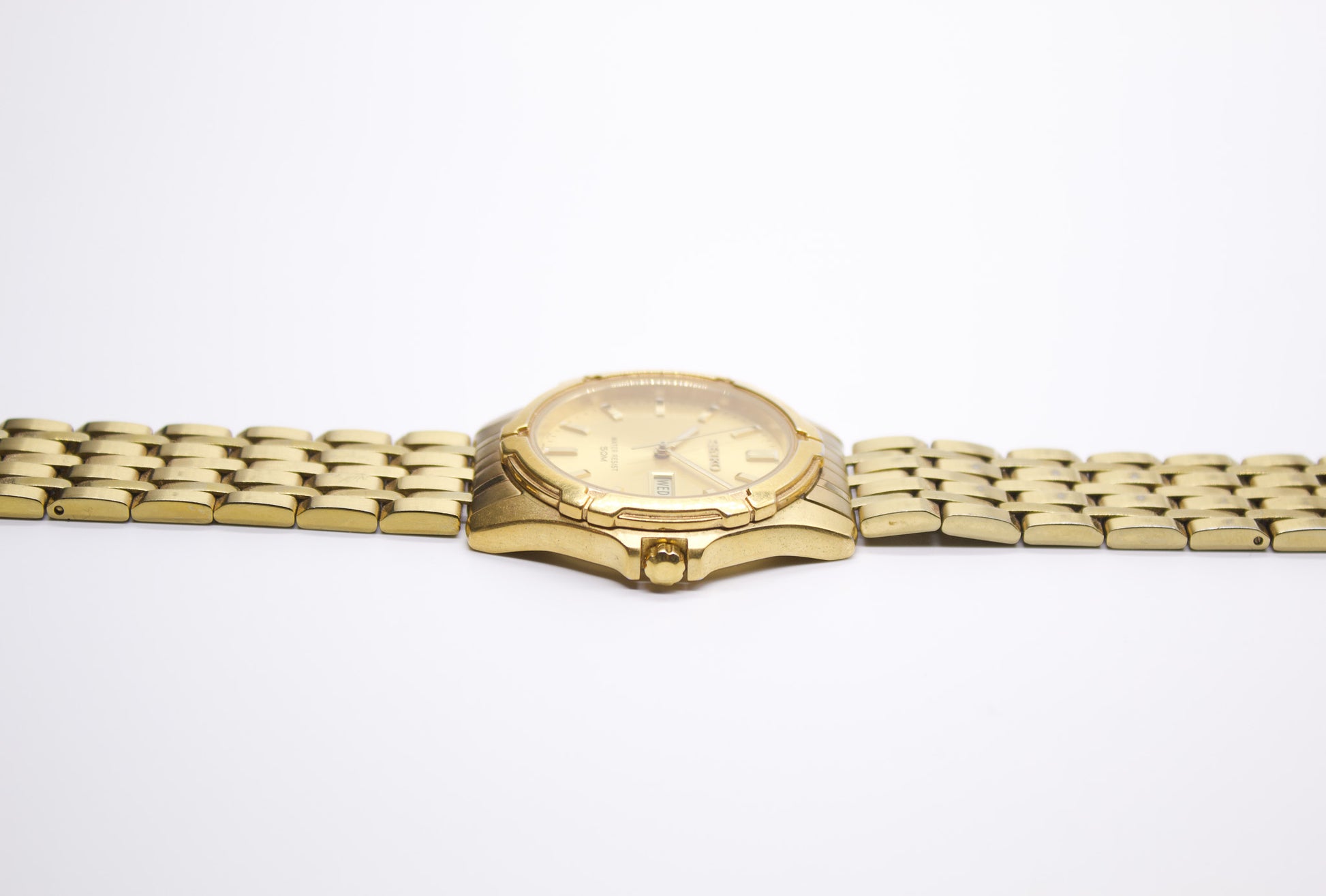 1999 Seiko 50 Meter Gold Toned Men's Sports Wrist-Watch Mecalco & Co. 1999 Seiko 50 Meter Gold Toned Men's Sports Wrist-Watch Mecalco & Co.