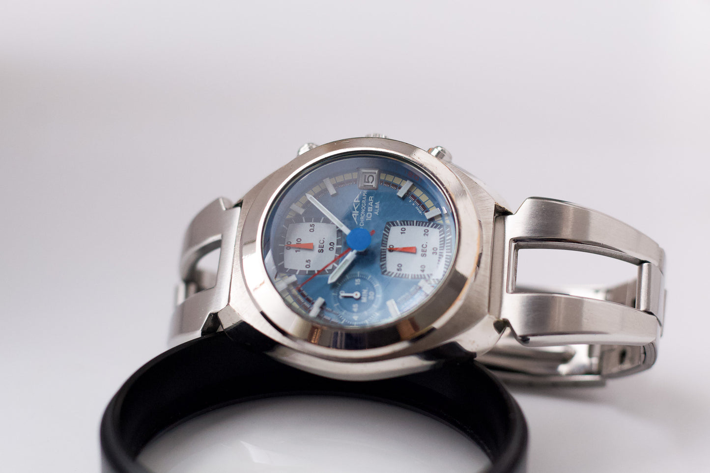 2006 Alba 'AKA' Quartz Sky Blue Sunburst Dial Chronograph Men's Wrist-Watch