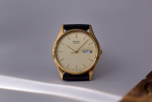 2002 Seiko Quartz Warm Gold Toned Men's Dress Wrist-Watch