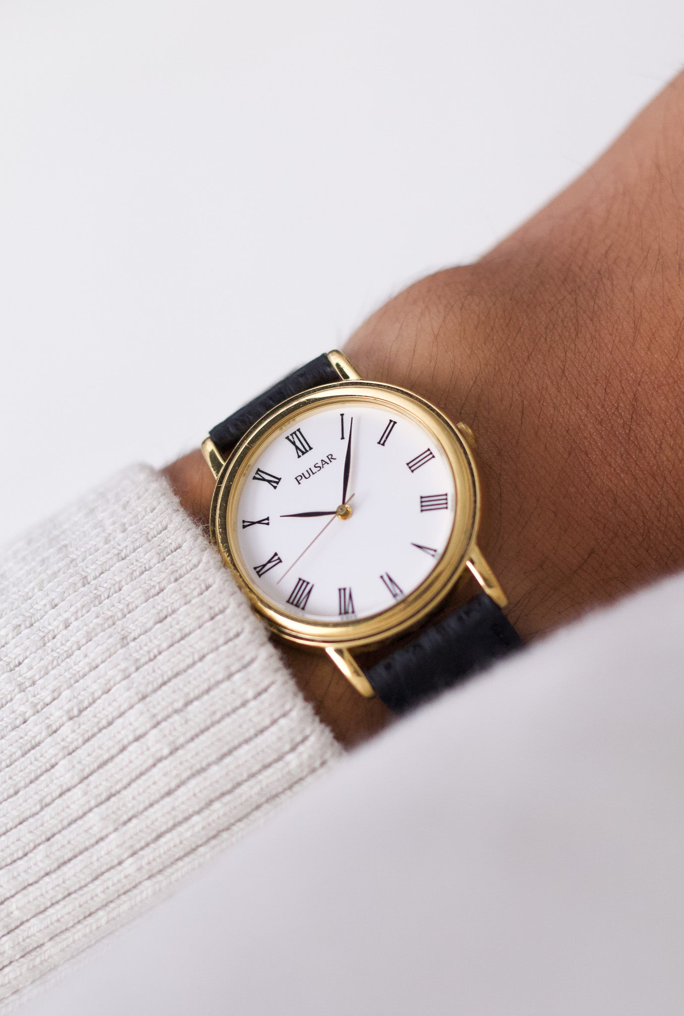 2002 Pulsar Quartz Cream White Roman Numeral Dial Men's Wrist-Watch