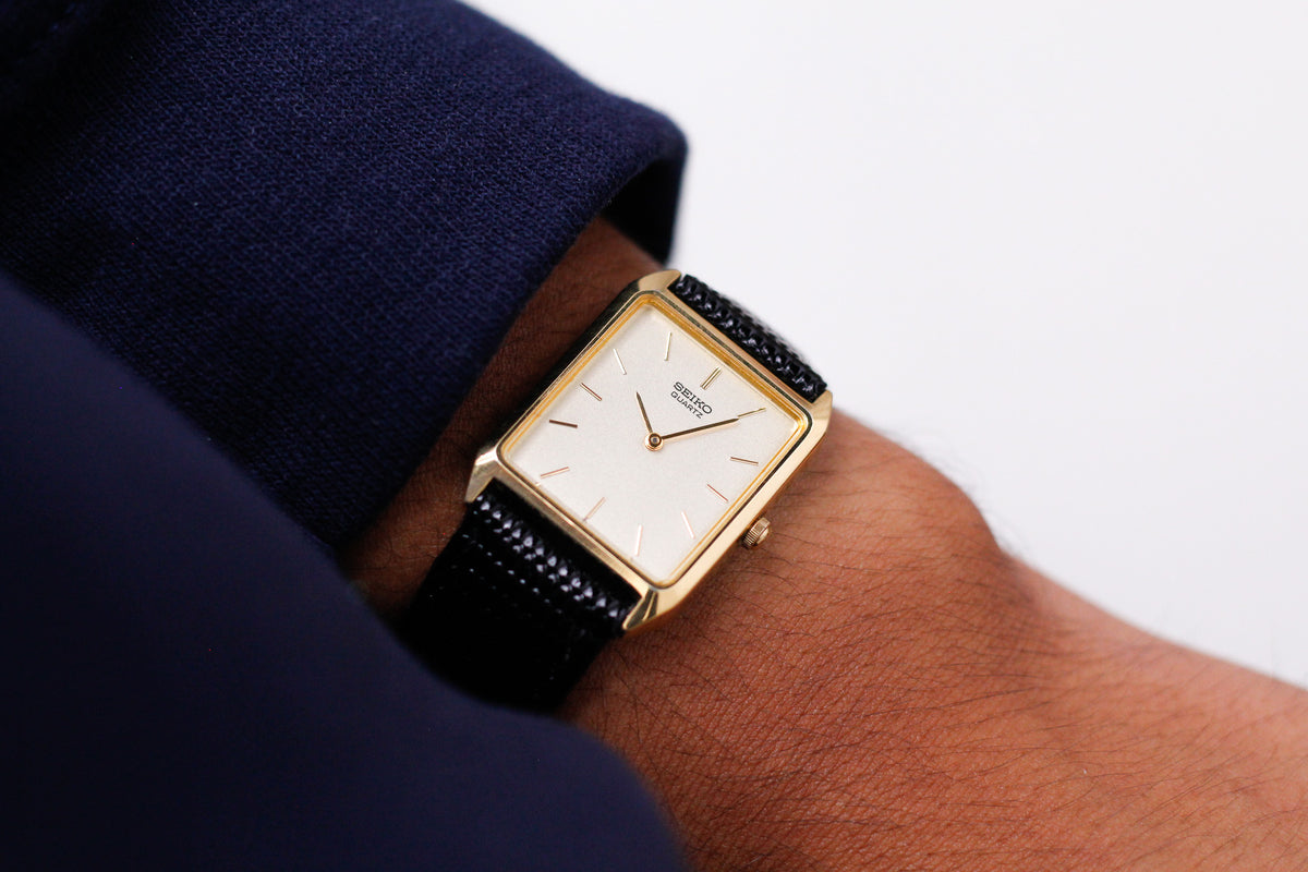1986 Seiko Tank Straight Grain Golden Dial Men's Wrist-Watch
