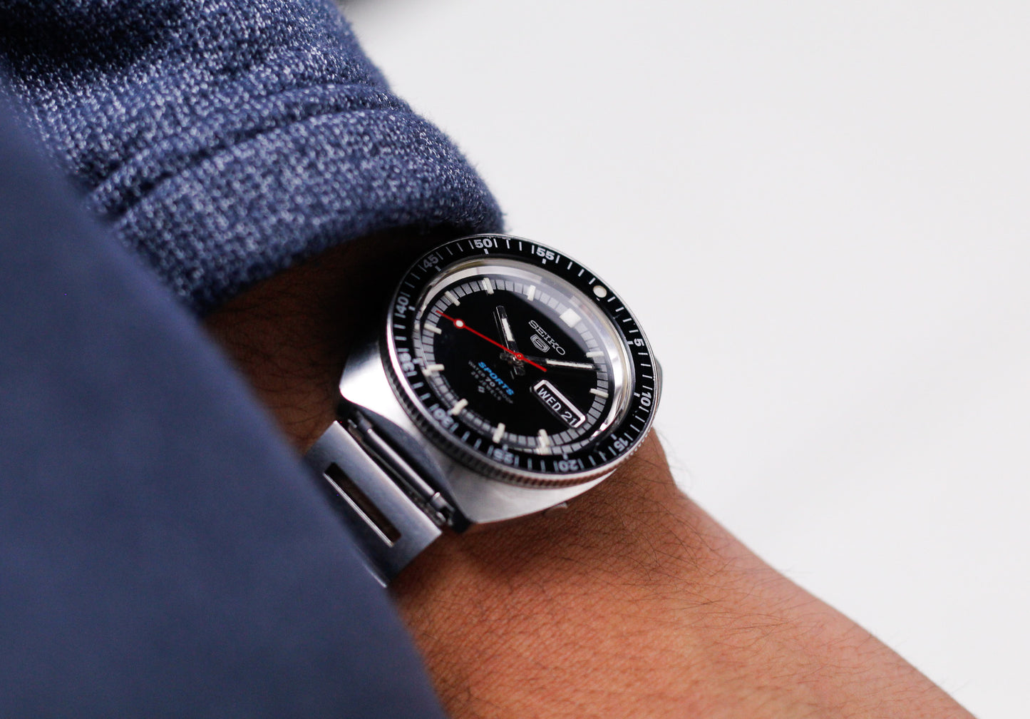 [Serviced] 1968 Seiko 5 Sports Matte Black Dial Men's Wrist-Watch