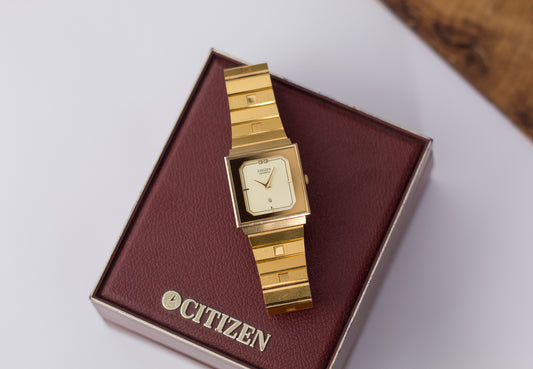1990s Citizen CQ Quartz Golden Square Men's Wrist-Watch W/Box
