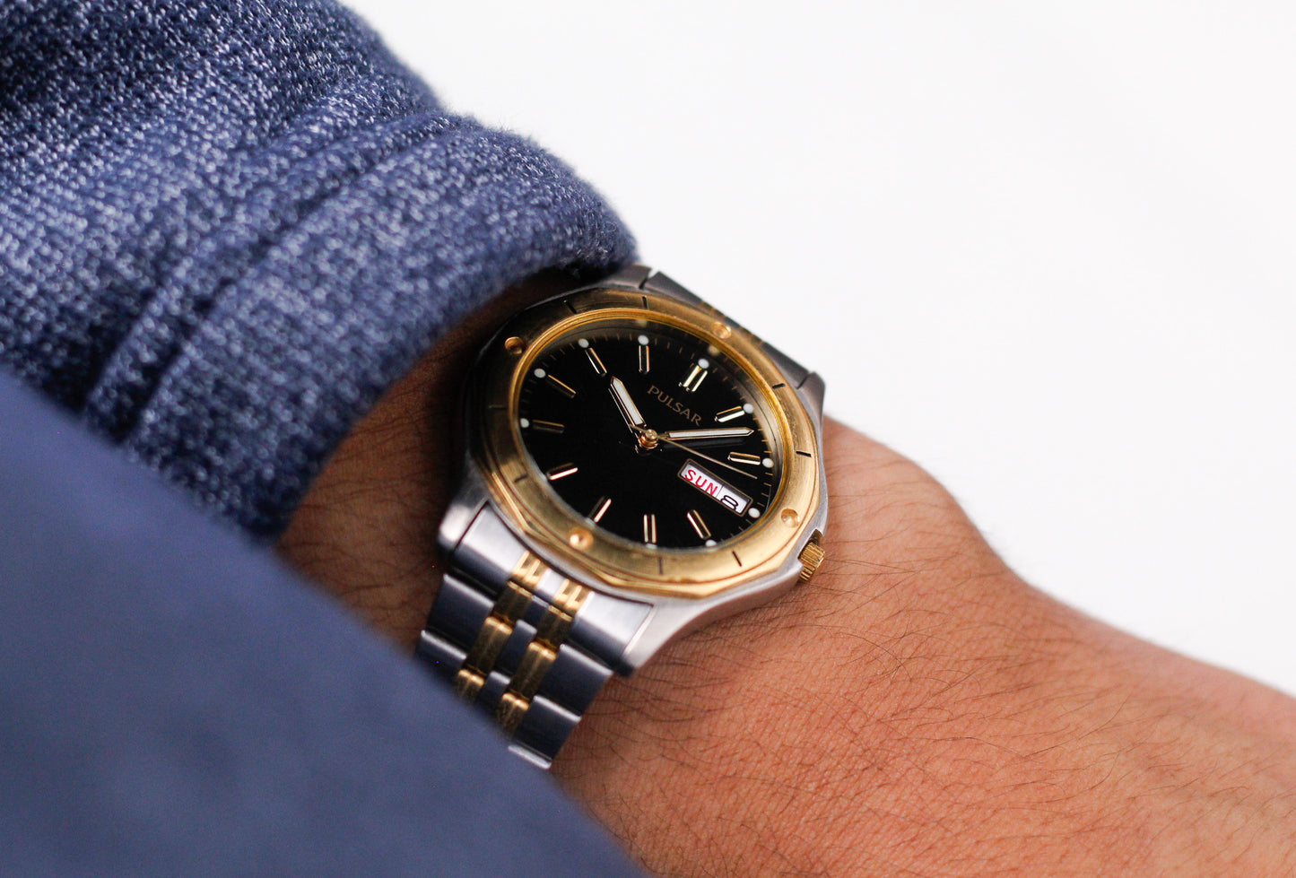 1996 Pulsar Quartz Inky Black Dial Two Tone Men's Wrist Watch