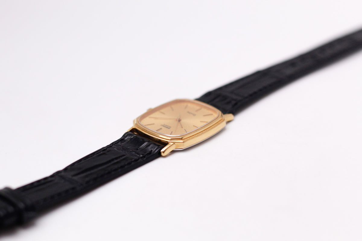 1982 Seiko Dolce Frosted Golden Dial Tank Men's Wrist-Watch