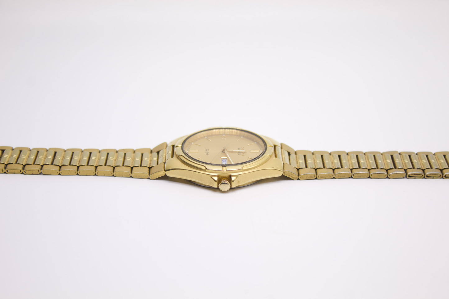 1988 Seiko SQ 100 Matte Sunburst Golden Dial Men's Wrist-Watch