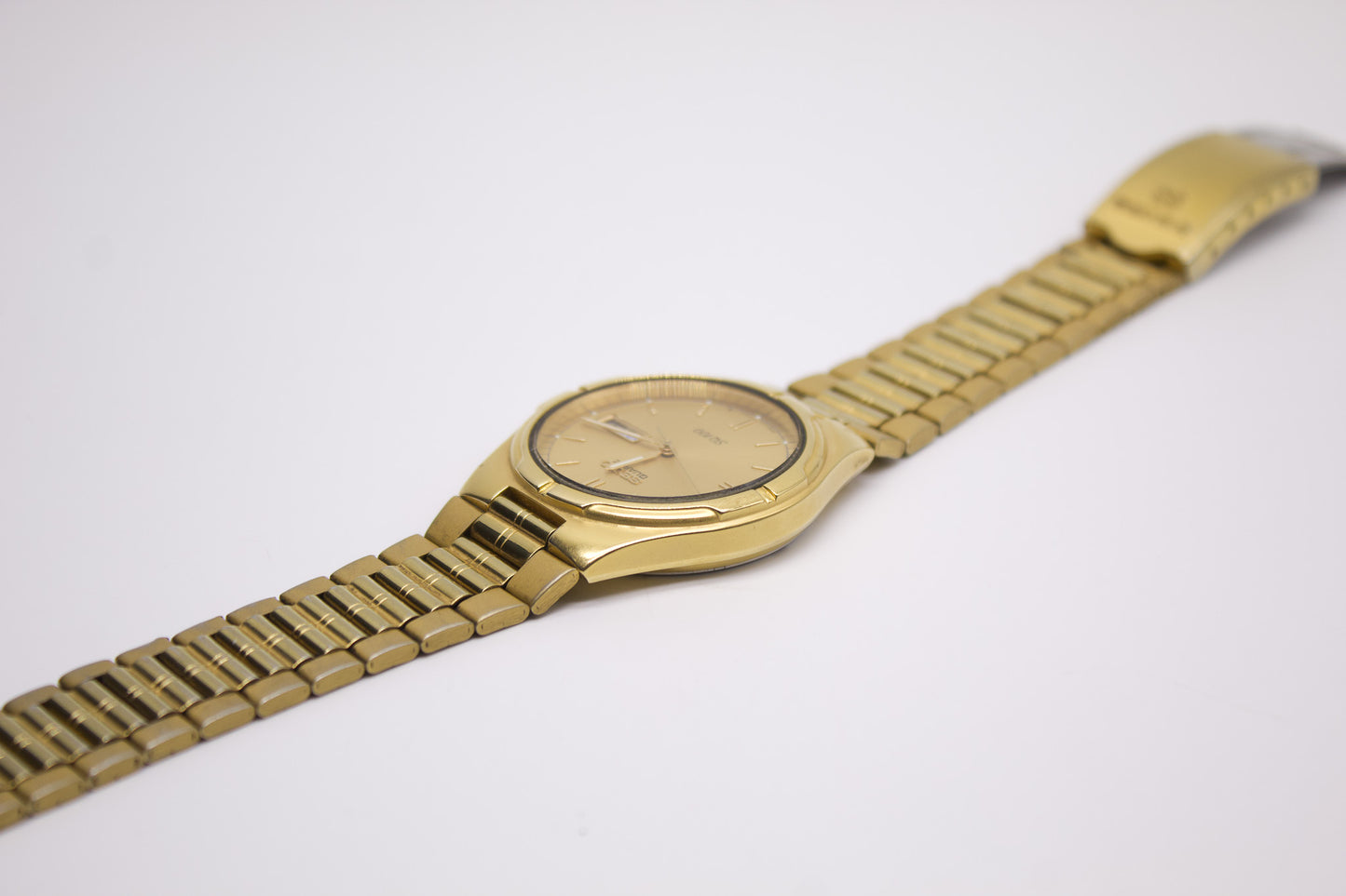 1988 Seiko SQ 100 Matte Sunburst Golden Dial Men's Wrist-Watch
