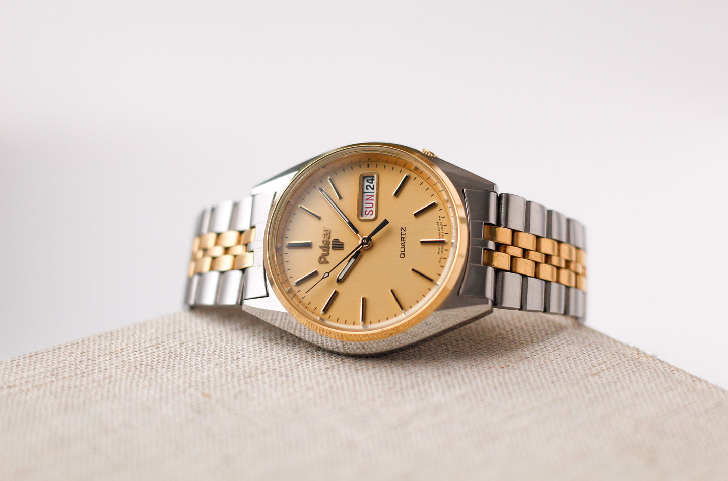 1990 Pulsar Quartz Straight Grain Golden Dial Two Tone Men's Wrist-Watch
