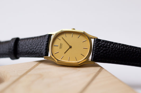 1983 Seiko 'Baby Ellipse' Gold toned Men's Wrist-Watch