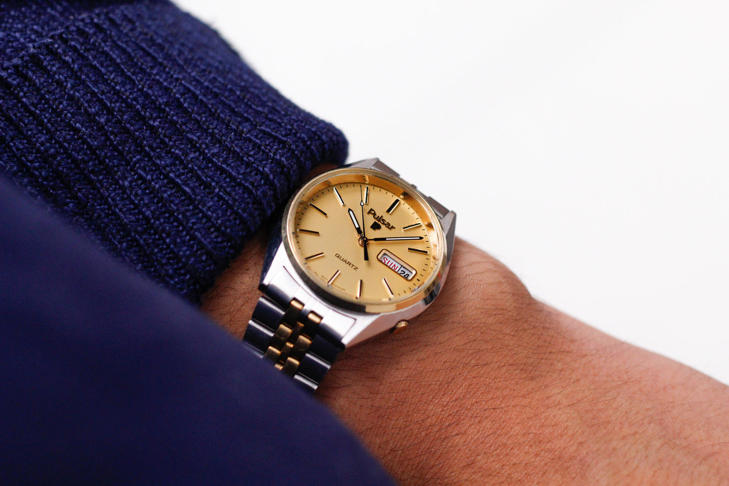 1990 Pulsar Quartz Straight Grain Golden Dial Two Tone Men's Wrist-Watch